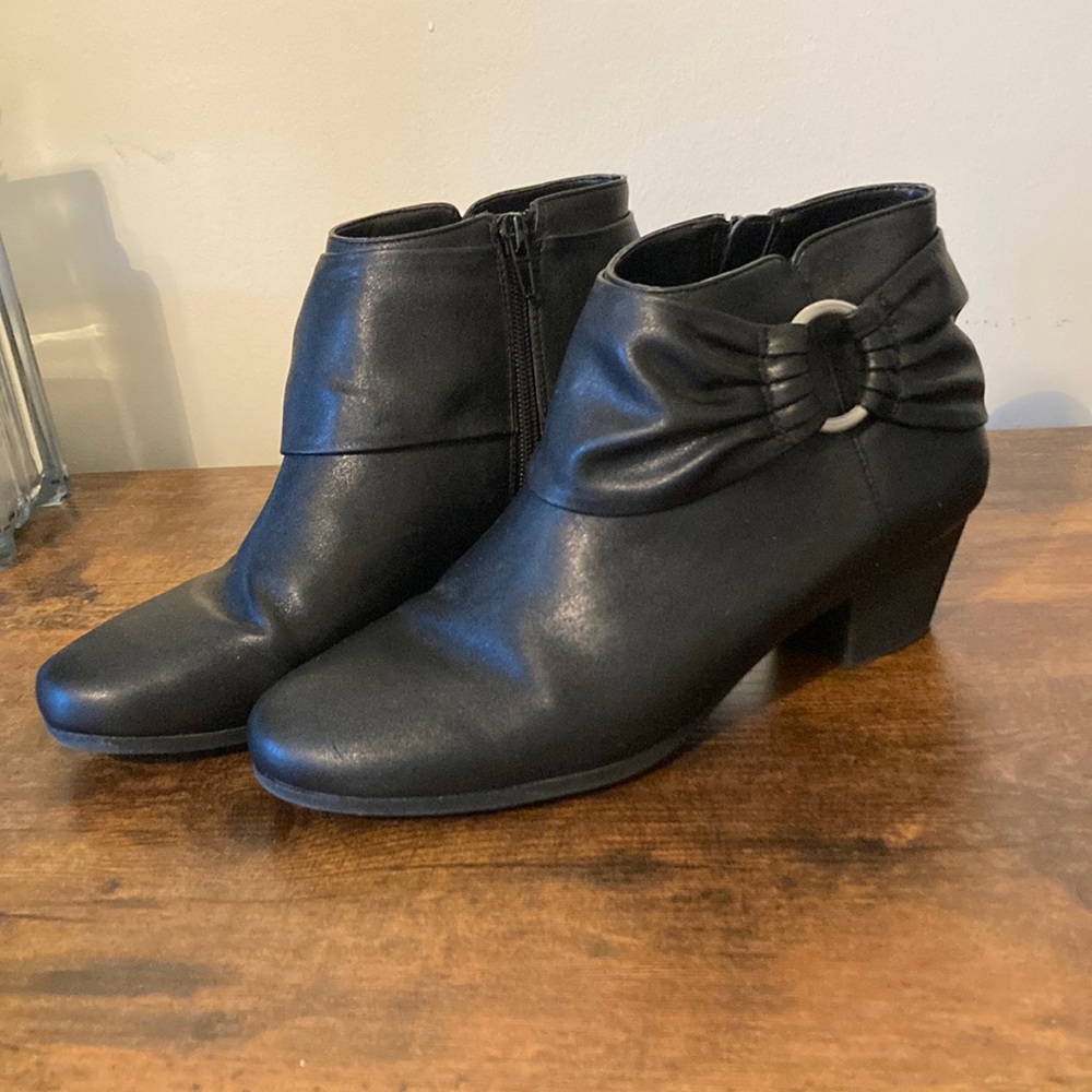 Bass Booties: Betty Style